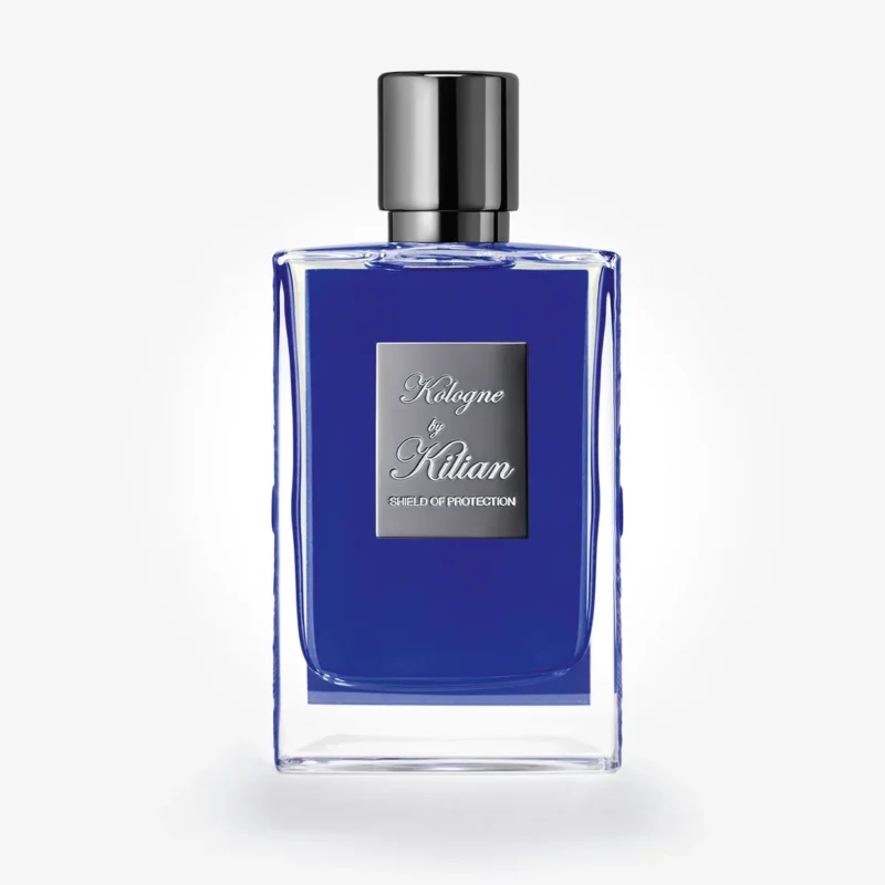 Kologne – Kilian Paris Botella cuadrada de Kologne de Kilian Paris en vidrio azul con tapón plateado y etiqueta minimalista