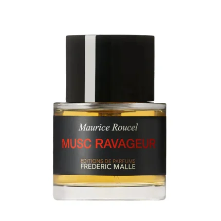 Envase cilíndrico negro con banda dorada y etiqueta ‘Musc Ravageur’ de Frédéric Malle