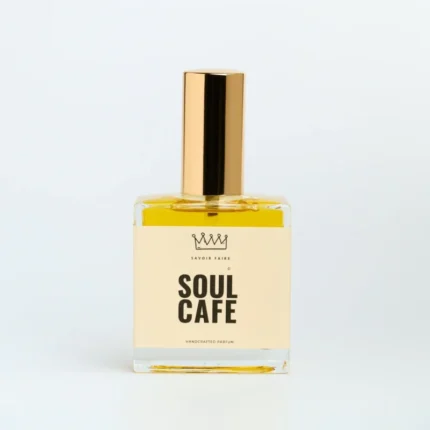 Botella cuadrada transparente de Soul Café de Savoir Faire con líquido ámbar claro y tapón dorado
